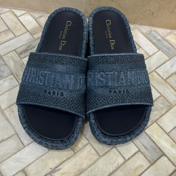 Dior flat form sandals - Picture 1 of 3